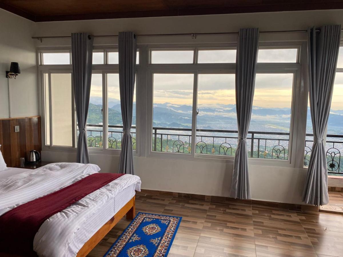 פוקהרה Panoramic View Guest House Sarangkot מראה חיצוני תמונה