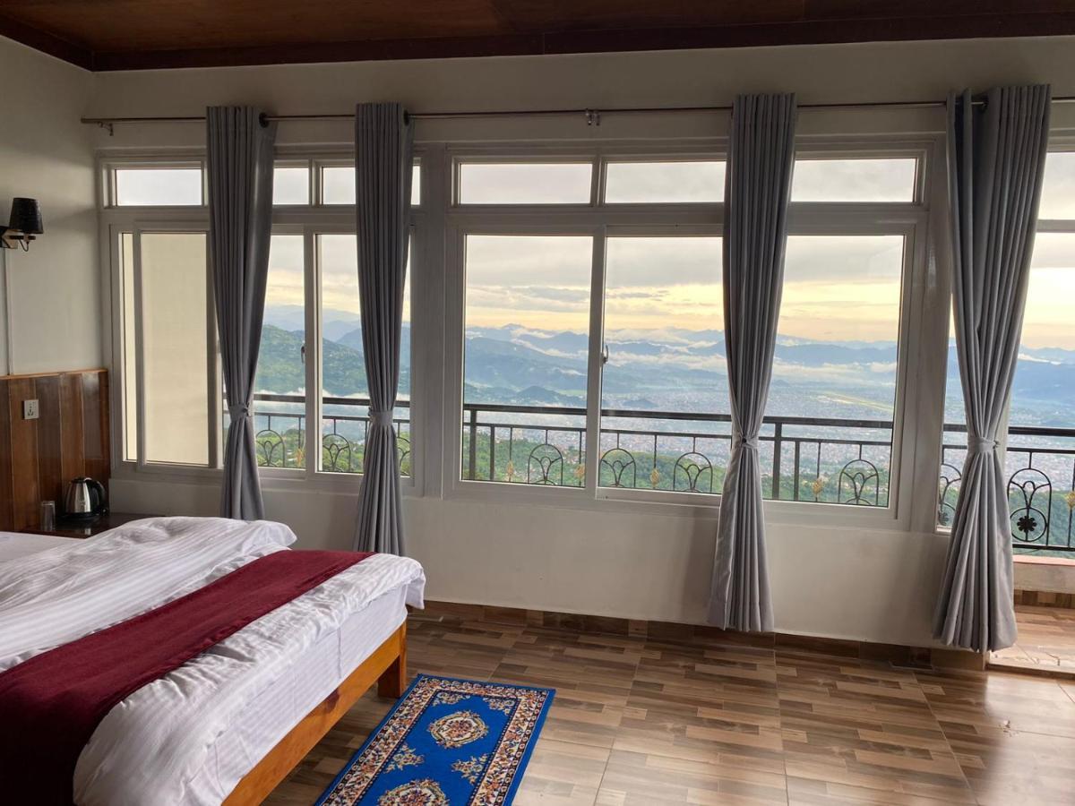 פוקהרה Panoramic View Guest House Sarangkot מראה חיצוני תמונה