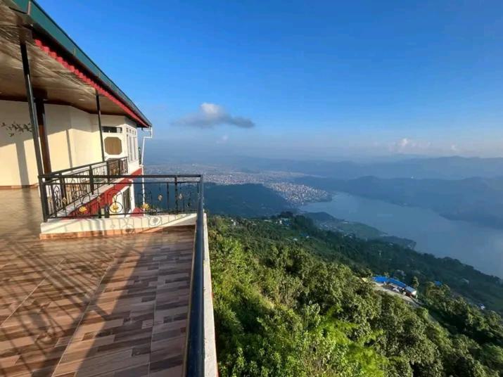 פוקהרה Panoramic View Guest House Sarangkot מראה חיצוני תמונה